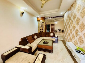 3 BHK Builder Floor For Rent in Uppal Southend, Sector 49