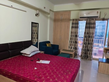 Bedroom in Studio Apartment at Supertech Ecociti, Sector 137 – for Rent