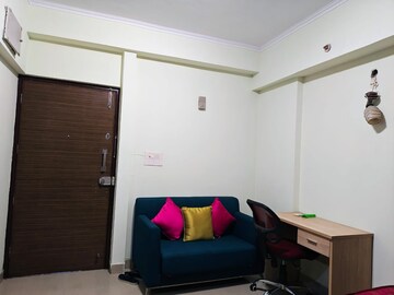 Master Bedroom in Studio Apartment at Supertech Ecociti, Sector 137 – for Rent