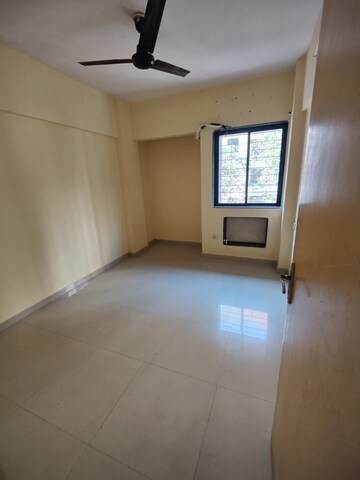 Room in 2 BHK Apartment at Puranik City, Kasarvadavali – for Rent