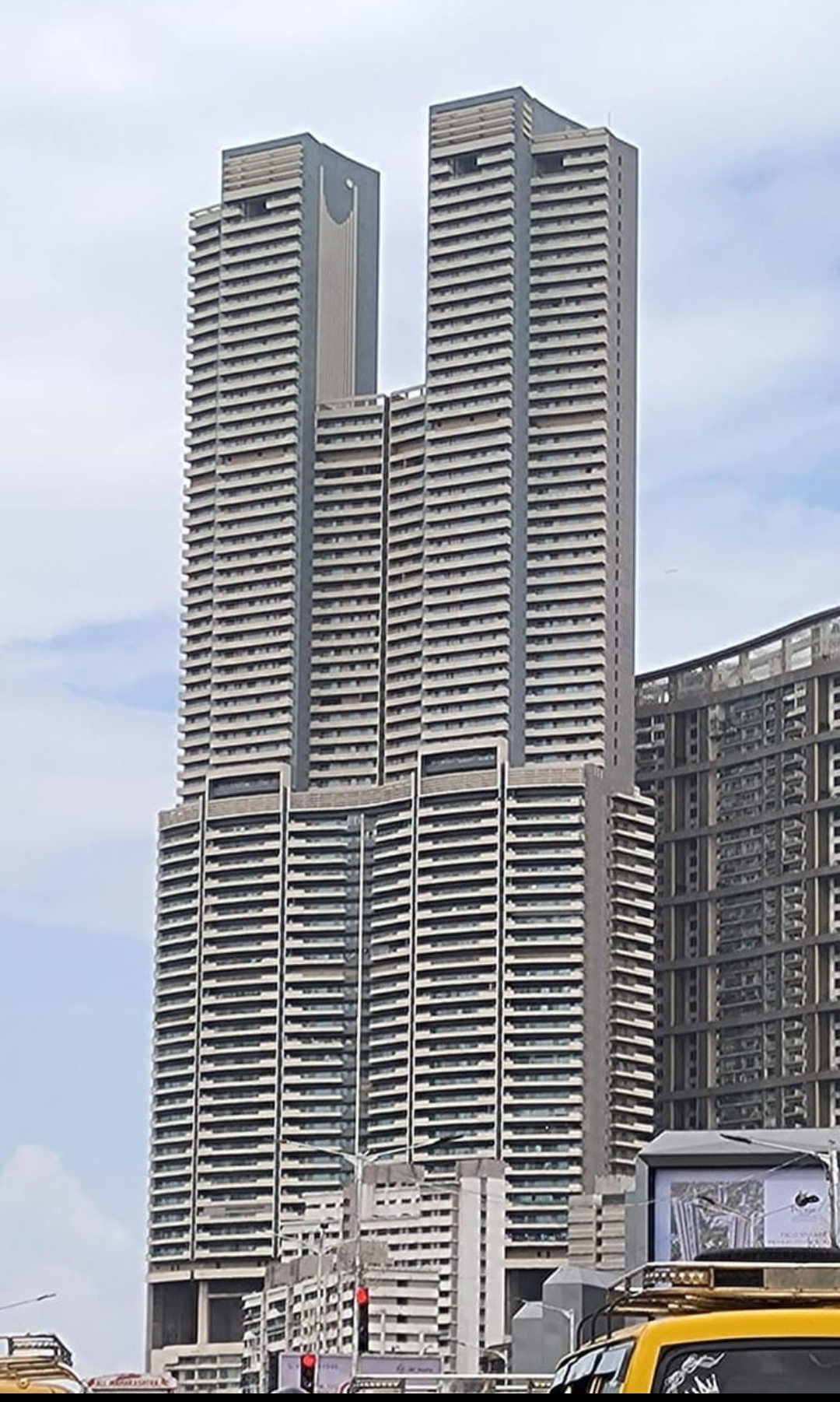 4 BHK Apartment For Sale in Shapoorji Minerva 