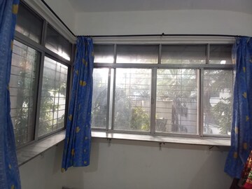 Room in 1 BHK Apartment at Shivamrut Krupa Society, Kothrud – for Rent