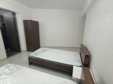 Bedroom in 2 BHK Apartment at Mahape – for Rent