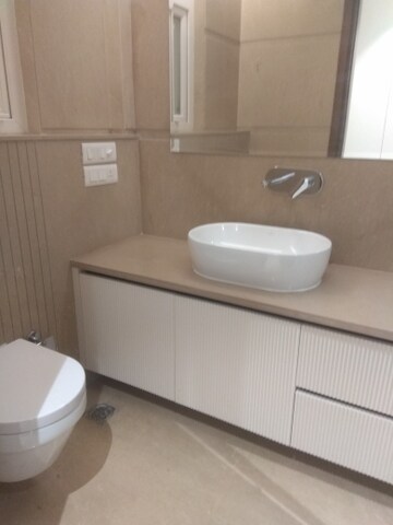 Bathroom in 6 BHK Independent House at New Friends Colony – for Rent