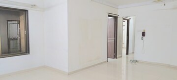 Room in 4 BHK Apartment at Kabra Hyde Park, Manpada – for Rent