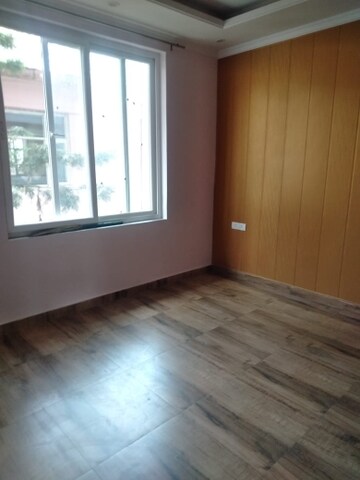 Room in 2 BHK Builder Floor at Sahastradhara Road – for Rent