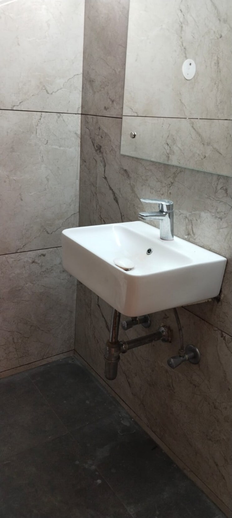 Bathroom, pioneer-park-phase-1 2 Bedroom 1300 Sq.Ft. Apartment In Sector 61 Gurgaon 8109644