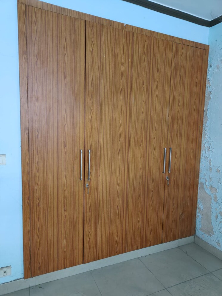 undefined, pioneer-park-phase-1 2 Bedroom 1300 Sq.Ft. Apartment In Sector 61 Gurgaon 8109644