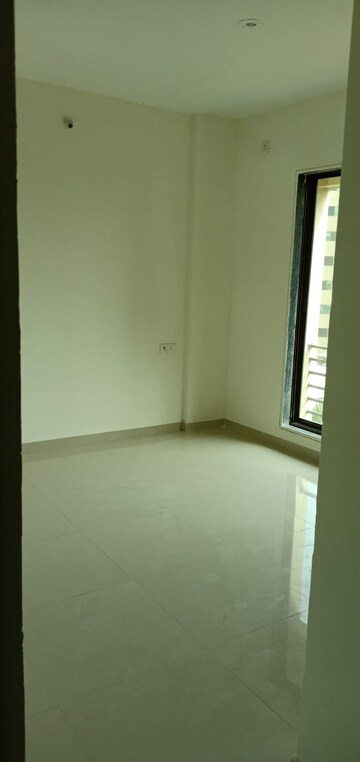 Room in 3 BHK Apartment at Vantage Green Woods, Daighar Gaon – for Sale