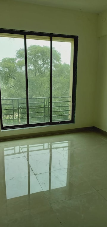Room in 3 BHK Apartment at Vantage Green Woods, Daighar Gaon – for Sale