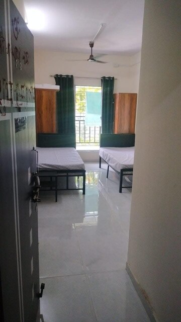  Pg For Rent in Ghansoli