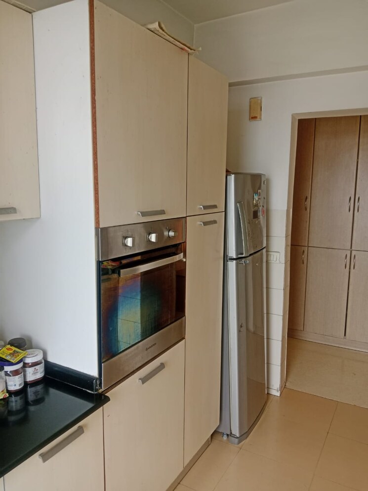 Room, dlf-the-carlton-estate 3 Bedroom 1343 Sq.Ft. Apartment In Dlf Phase V Gurgaon 8109686