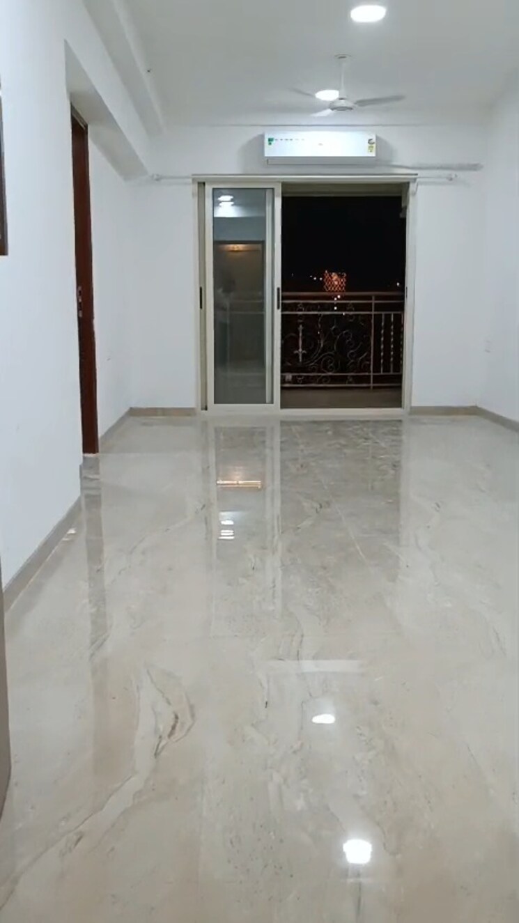 Bathroom, acropolis-apartment 3 Bedroom 1300 Sq.Ft. Apartment In Andheri West Mumbai 8109734