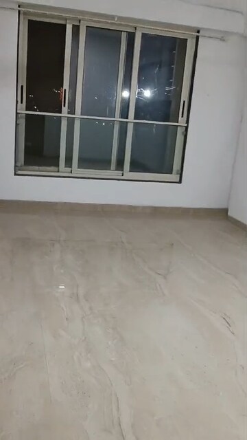 Room in 3 BHK Apartment at Acropolis Apartment, Andheri West – for Rent