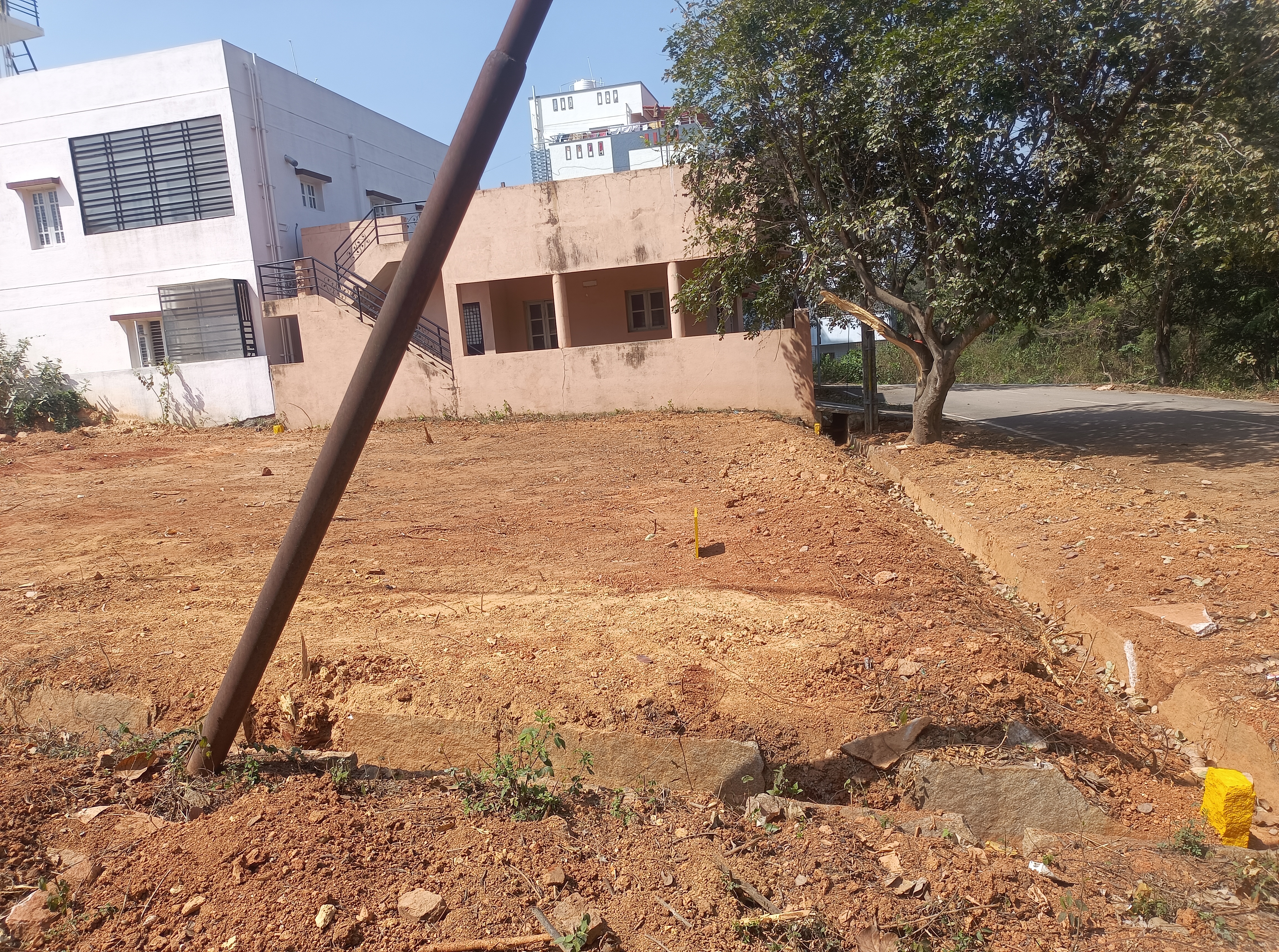 Plot For Sale in Plot 5008