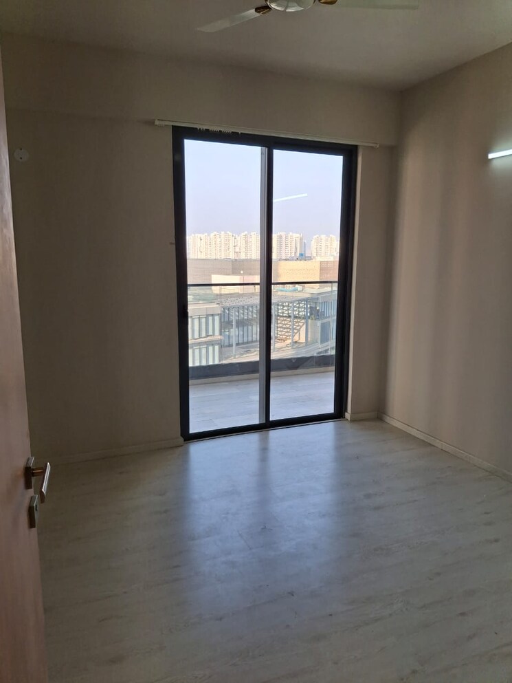 Room, ireo-the-corridors 3 Bedroom 1852 Sq.Ft. Apartment In Sector 67a Gurgaon 8109725