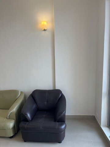 Furnished Amenities in 3 BHK Apartment at Pioneer Park Phase 1, Sector 61 – for Rent