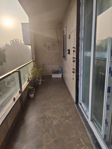 Balcony in 3 BHK Builder Floor at Sector 22 – for Rent