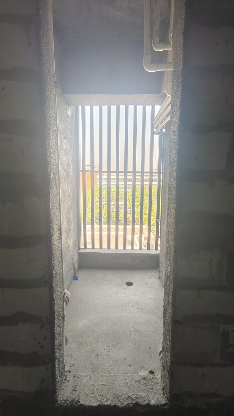 undefined, squarefeet-centrum-business-square Commercial Office Space 300 Sq.Ft. In Wagle Industrial Estate Thane 8109857