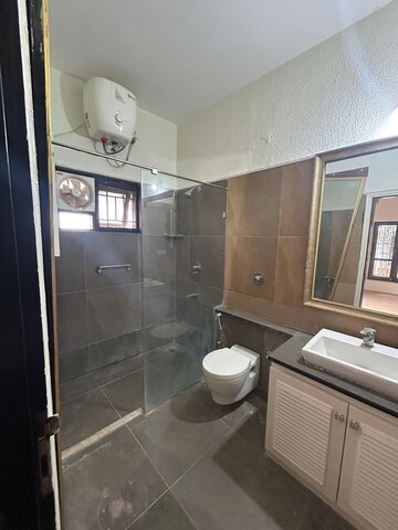 Bathroom in 4 BHK Apartment at Prestige Oasis, Rajanukunte – for Sale