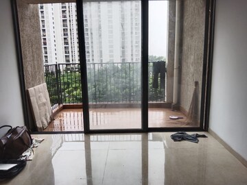 Room in 2 BHK Apartment at Lodha Palava City Lakeshore Greens, Dombivli East – for Rent