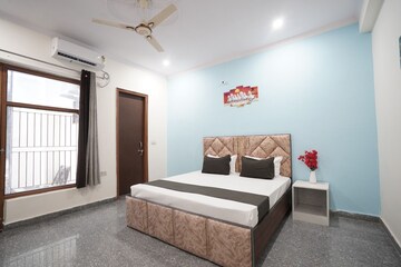 Room in  Pg at Sector 76 – for Rent