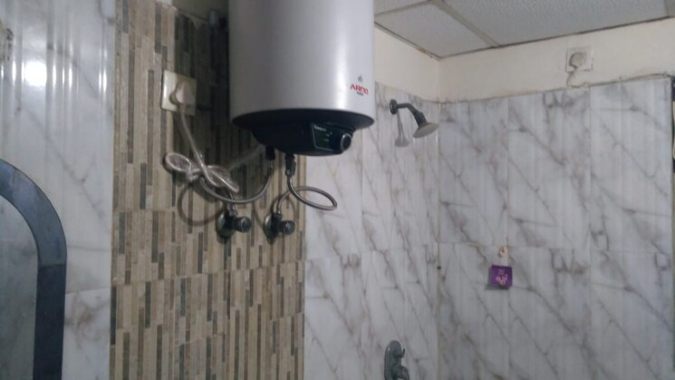 Bathroom, amrapali-silicon-city 3 Bedroom 1475 Sq.Ft. Apartment In Sector 76 Noida 8109926