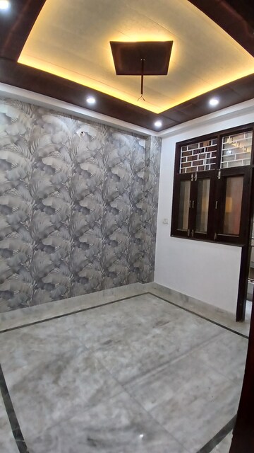 Bedroom in 2 BHK Builder Floor at Batla House – for Sale