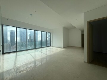 Room in 4 BHK Apartment at Rustomjee Crown, Prabhadevi – for Sale
