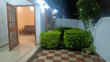 1 BHK Independent House – Garden View at Sahastradhara Road - for Rent