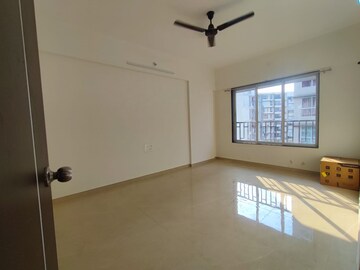 Room in 3 BHK Apartment at Pallavi Chhaya CHS, Chembur – for Sale