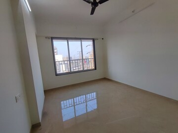 Room in 3 BHK Apartment at Pallavi Chhaya CHS, Chembur – for Sale