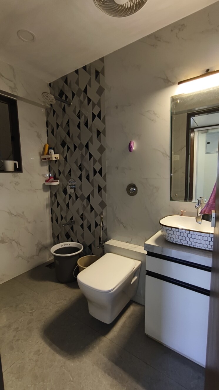 Bathroom, richa-bougainvillea 3 Bedroom 930 Sq.Ft. Apartment In Kalina Mumbai 8110083