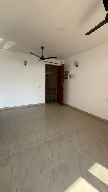 Room in 2 BHK Builder Floor at Sahastradhara Road – for Rent