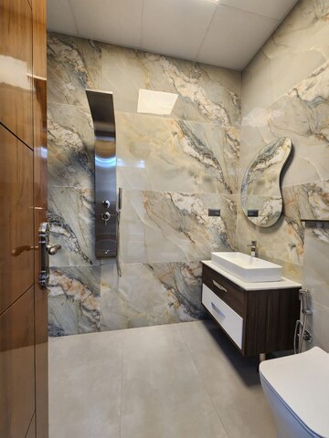 Master Bedroom in 3 BHK Builder Floor at Smart Lane, Niti Khand – for Sale