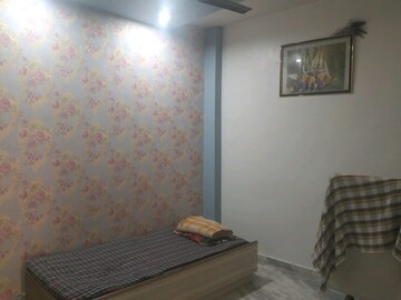Bedroom in 2 BHK Builder Floor at Nirman Vihar – for Rent