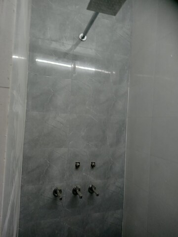 Bathroom in 2 BHK Builder Floor at Nirman Vihar – for Rent