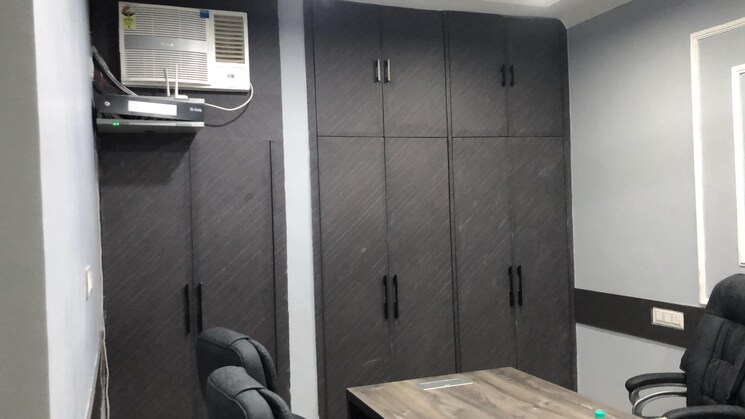 Bathroom, varun-enclave 3 Bedroom 1600 Sq.Ft. Apartment In Sector 28 Noida 8110149