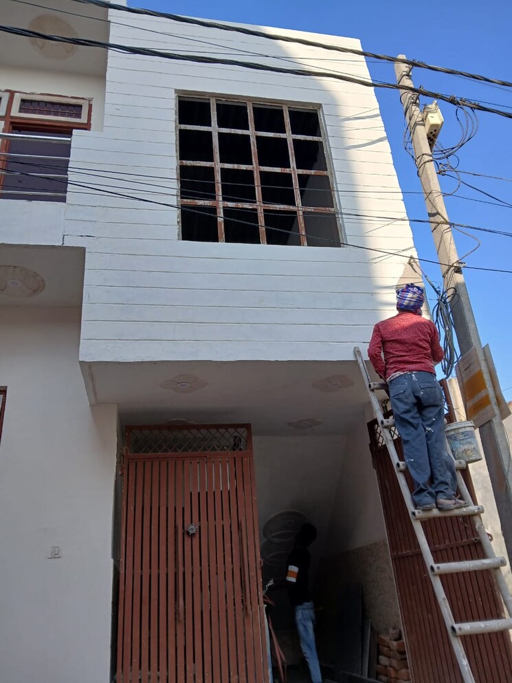 Exterior View, raj nagar extension 5 Bedroom 100 Sq.Yd. Independent House In Raj Nagar Extension Ghaziabad 8110178