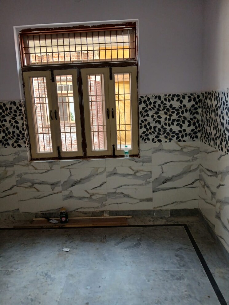 Bedroom, raj nagar extension 5 Bedroom 100 Sq.Yd. Independent House In Raj Nagar Extension Ghaziabad 8110178