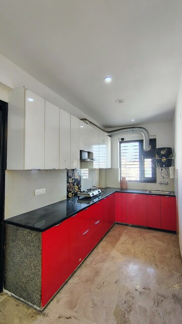 Kitchen in 3 BHK Builder Floor at M3M Atrium, Sector 57 – for Rent