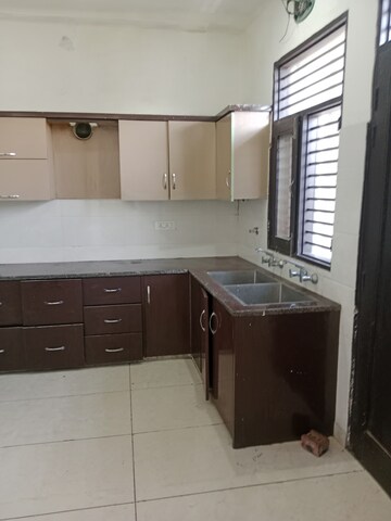 Kitchen in 2 BHK Builder Floor at Ansals Sushant City – for Rent