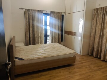 Room in 4 BHK Villa at Prestige Oasis, Rajanukunte – for Sale