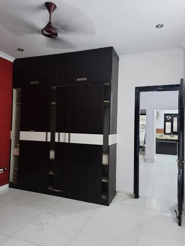 Room in 3 BHK Independent House at Uday Arden 45, Sector 45 – for Rent