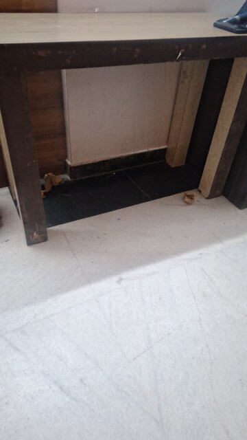 Room in 2 BHK Builder Floor at Nirman Vihar – for Rent