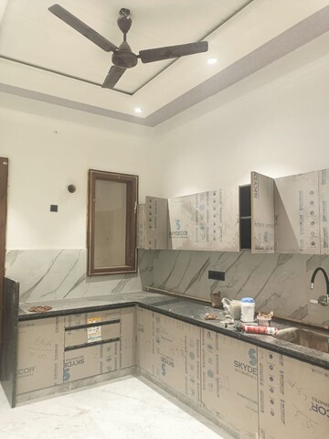Kitchen in 2 BHK Builder Floor at Nirman Vihar – for Rent