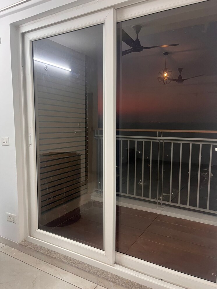 Balcony, rishita-manhattan 2 Bedroom 905 Sq.Ft. Apartment In Gomti Nagar Lucknow 8110274