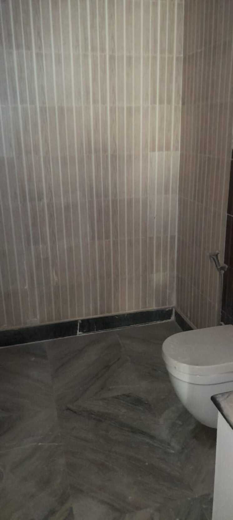 Bathroom, sainik farm 5 Bedroom 2850 Sq.Ft. Independent House In Sainik Farm Delhi 8110286