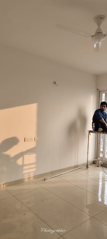 Bedroom in 3 BHK Apartment at Rishita Manhattan, Gomti Nagar – for Rent