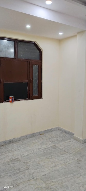 1 BHK Builder Floor For Rent in Nirman Vihar Delhi  8110312